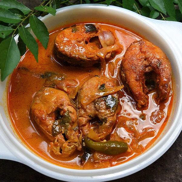 Succulent king fish curry